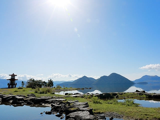 洞爺湖 中島 北海道の湖のパワースポット 開運スタークローラー
